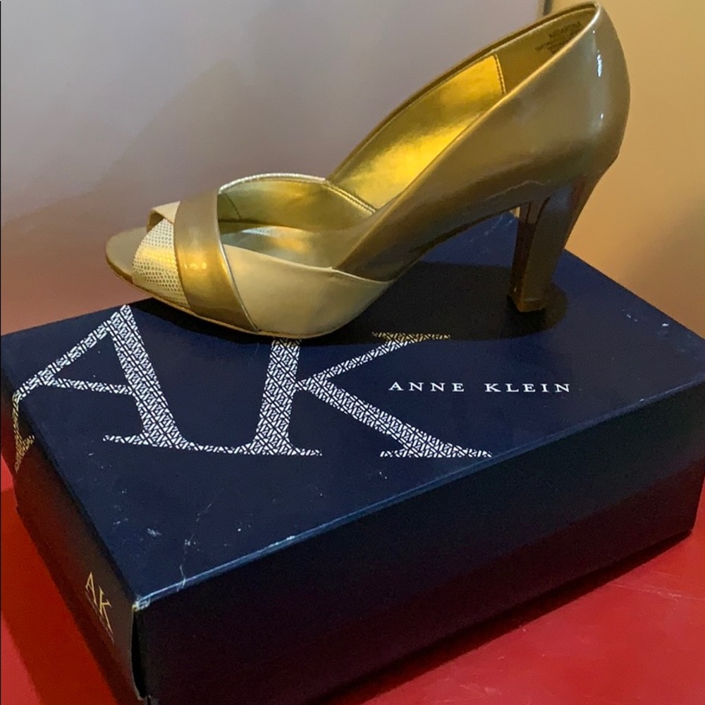 Women’s heels